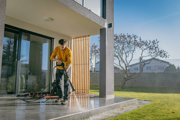 Best Warehouse Cleaning  in Wallace, FL